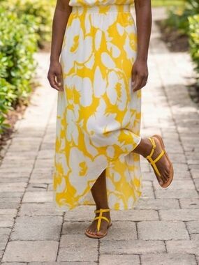 LOFT Yellow Strappy T-Style Sandals